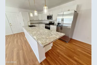 13028 W Greenway Road, Surprise, AZ 85374 - Photo 6