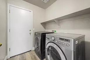 1513 E Grove St, Phoenix, AZ 85040 - Photo 24