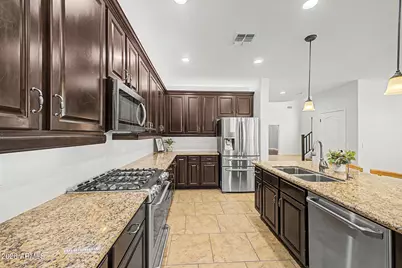 7927 S Boxelder Street, Gilbert, AZ 85298 - Photo 6