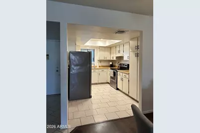 10828 N Biltmore Drive #227, Phoenix, AZ 85029 - Photo 2