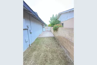 6719 W Denton Lane W, Glendale, AZ 85303 - Photo 24