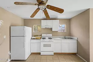 1106 E Palm Ln, Phoenix, AZ 85006 - Photo 34
