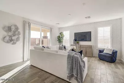 1255 N Arizona Avenue #1304, Chandler, AZ 85225 - Photo 2