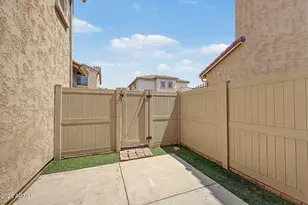 2163 W Scully Dr, Phoenix, AZ 85023 - Photo 28