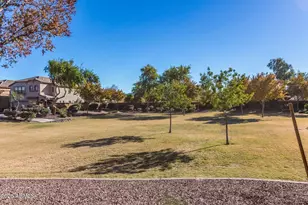 2163 W Scully Dr, Phoenix, AZ 85023 - Photo 44