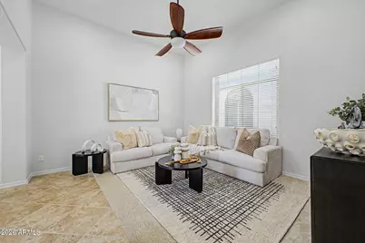 2163 W Scully Drive, Phoenix, AZ 85023 - Photo 4