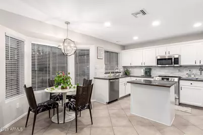 9696 E Sheena Drive, Scottsdale, AZ 85260 - Photo 16