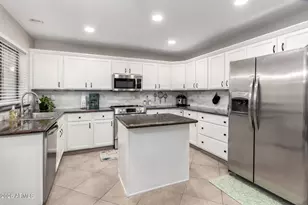 9696 E Sheena Dr, Scottsdale, AZ 85260 - Photo 18