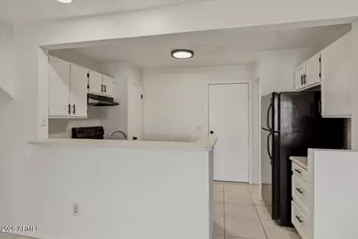 4901 S Calle Los Cerros Drive #103, Tempe, AZ 85282 - Photo 6
