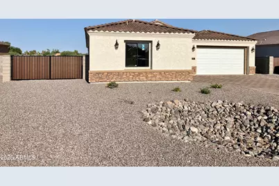 1567 N Himosa Drive, Casa Grande, AZ 85122 - Photo 2