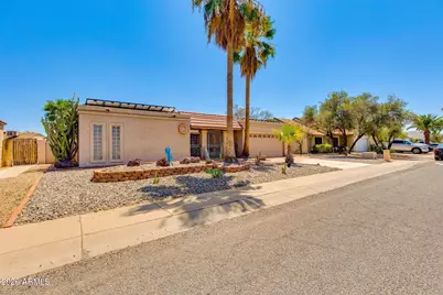 825 E Piute Avenue, Phoenix, AZ 85024 - Photo 2