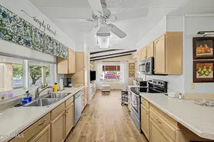 25621 S Illinois Ave, Sun Lakes, AZ 85248 - Photo 10