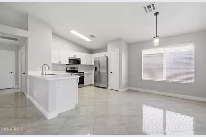 3626 W Saguaro Park Lane, Glendale, AZ 85310 - Photo 10