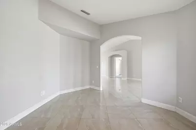 3626 W Saguaro Park Lane, Glendale, AZ 85310 - Photo 6