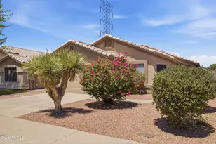 3626 W Saguaro Park Ln, Glendale, AZ 85310 - Photo 2