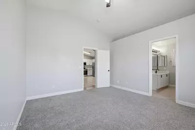 3626 W Saguaro Park Lane, Glendale, AZ 85310 - Photo 18
