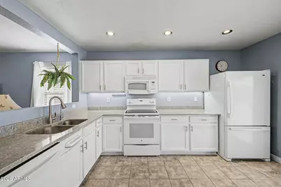 11458 E Flower Avenue, Mesa, AZ 85208 - Photo 2