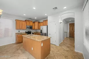14552 W Maui Ln, Surprise, AZ 85379 - Photo 6