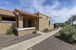 20420 N 6th Dr, Phoenix, AZ 85027 - Photo 2