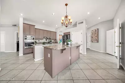 6521 W Hill Lane, Glendale, AZ 85310 - Photo 18