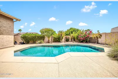 6521 W Hill Lane, Glendale, AZ 85310 - Photo 34