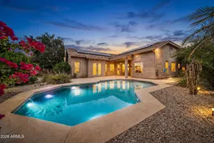 6521 W Hill Ln, Glendale, AZ 85310 - Photo 2