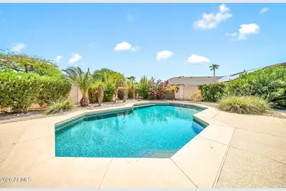 6521 W Hill Lane, Glendale, AZ 85310 - Photo 38