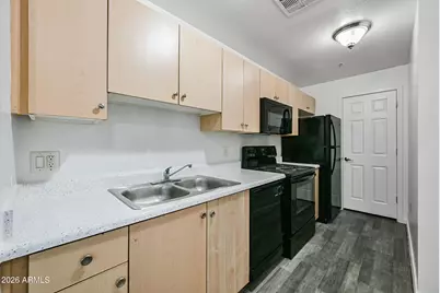 3065 N 67th Avenue #236, Phoenix, AZ 85033 - Photo 8