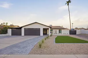 10618 N 27th St, Phoenix, AZ 85028 - Photo 1