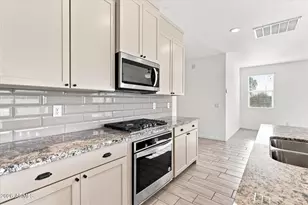 14031 W Pershing St, Surprise, AZ 85379 - Photo 10