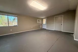 3725 W Elm St, Phoenix, AZ 85019 - Photo 8