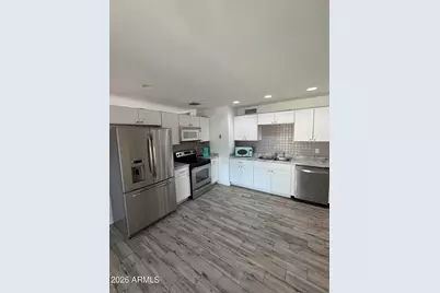 5232 W Mauna Loa Lane, Glendale, AZ 85306 - Photo 4
