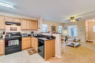 10829 W Mariposa Dr, Phoenix, AZ 85037 - Photo 2