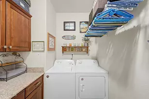 8533 E Halifax Cir, Mesa, AZ 85207 - Photo 32