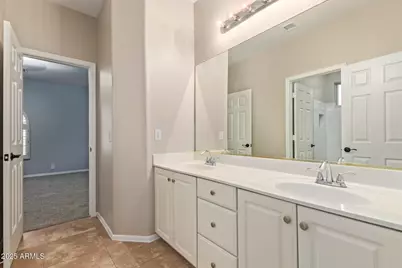 1211 E Desert Flower Lane, Phoenix, AZ 85048 - Photo 32