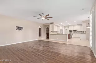 1211 E Desert Flower Ln, Phoenix, AZ 85048 - Photo 16