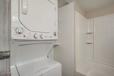 318 E Vine Circle #Apt 102, Mesa, AZ 85210 - Photo 12