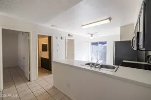 2440 E Waltann Ln, Phoenix, AZ 85032 - Photo 10