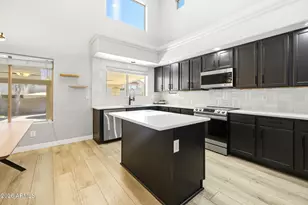 8021 W Hilton Ave, Phoenix, AZ 85043 - Photo 8