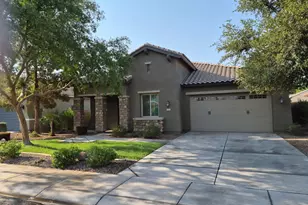 2543 E Penedes Dr, Gilbert, AZ 85298 - Photo 2