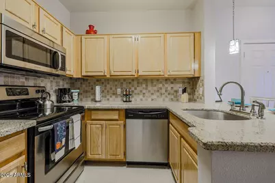 14950 W Mountain View Boulevard #6107, Surprise, AZ 85374 - Photo 6