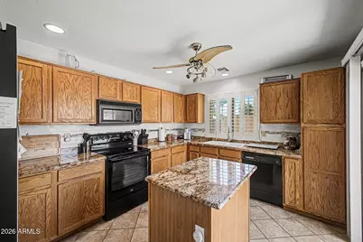33198 N Cat Hills Avenue, San Tan Valley, AZ 85144 - Photo 4