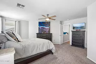 659 S Hazel Ct, Gilbert, AZ 85296 - Photo 16