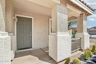 659 S Hazel Ct, Gilbert, AZ 85296 - Photo 4