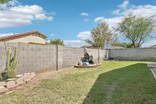 659 S Hazel Ct, Gilbert, AZ 85296 - Photo 28