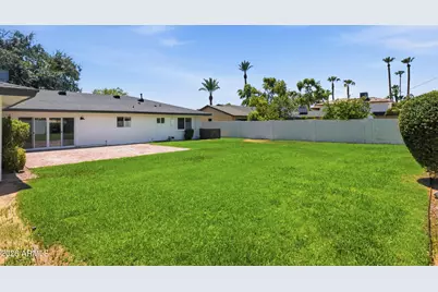 5140 E Osborn Road, Phoenix, AZ 85018 - Photo 36