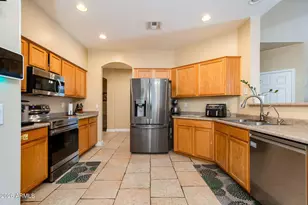 6774 W Rowel Rd, Peoria, AZ 85383 - Photo 14