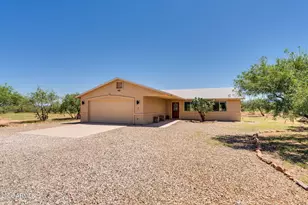 5147 S La Donna Ln, Sierra Vista, AZ 85650 - Photo 2