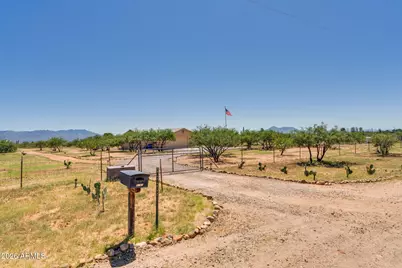 5147 S La Donna Lane, Sierra Vista, AZ 85650 - Photo 10