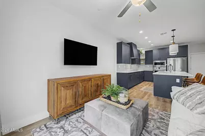 149 E Lexington Avenue, Gilbert, AZ 85234 - Photo 14